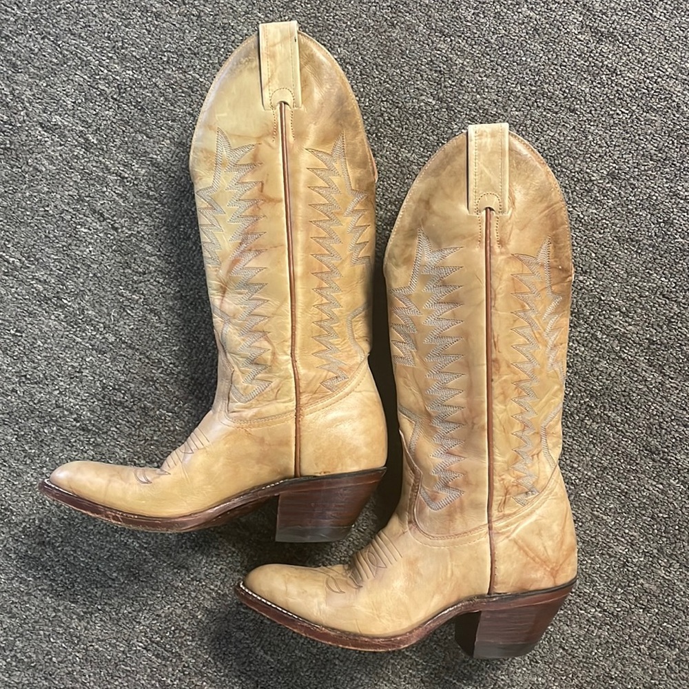 Boulet Canada Cowgirl boots